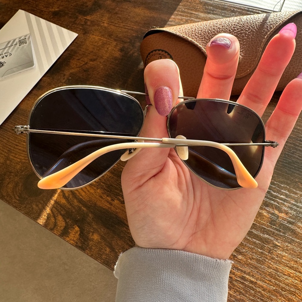 Ray-Ban Polarized Purple Lenses Aviators - Picture 2 of 6